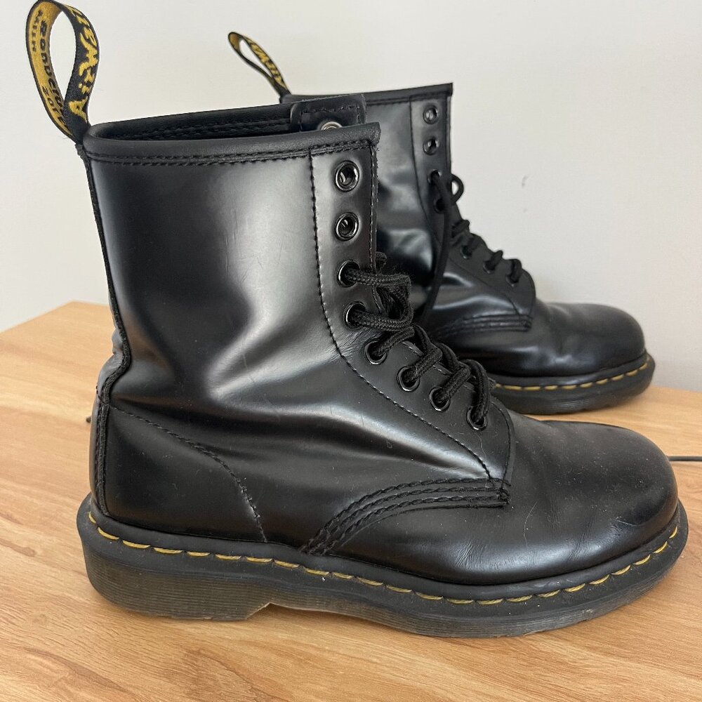 1460  Smooth Leather Lace Up Boot - Vegan